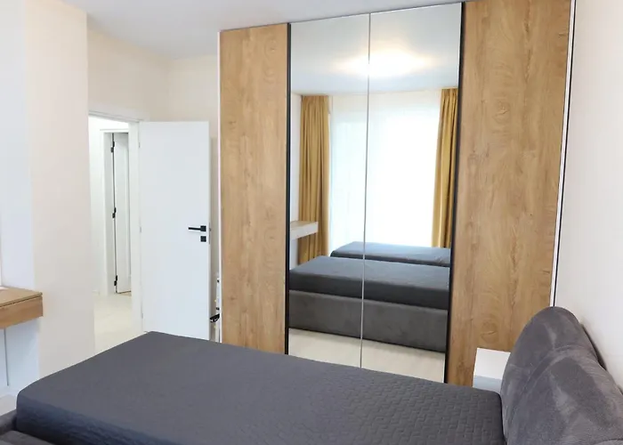 лазурно утро * Burgas City